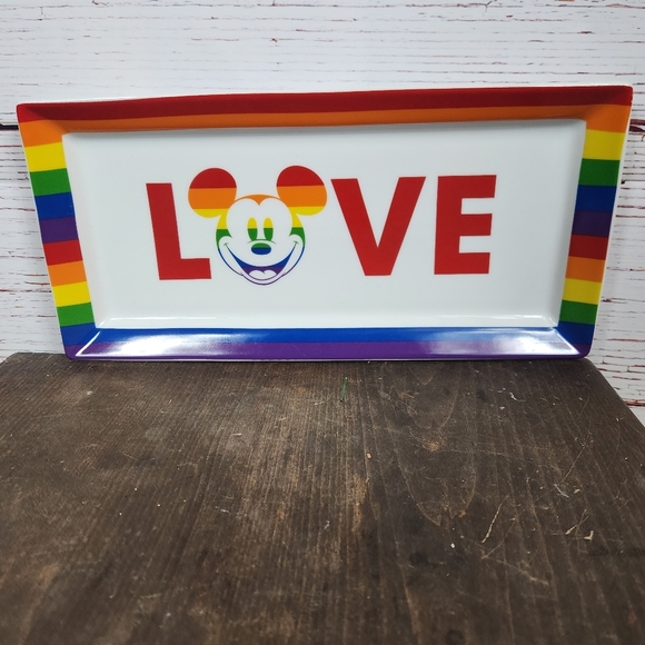 Pride Disney Mickey Mouse Love Rainbow Glass Tray - Picture 1 of 3